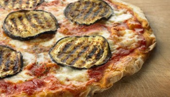 Pizza Aubergine Parmesan