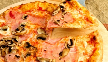 Pizza Reine